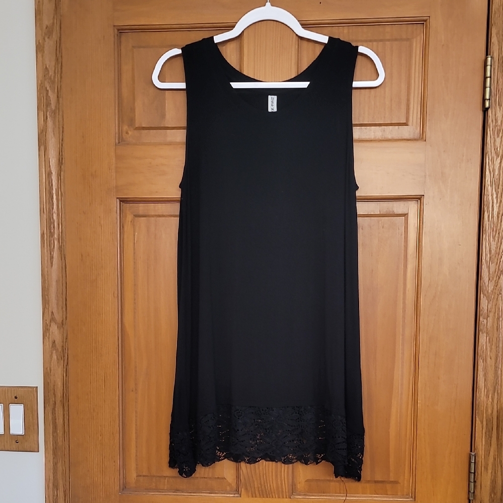 Signature Black Sleeveless Top
